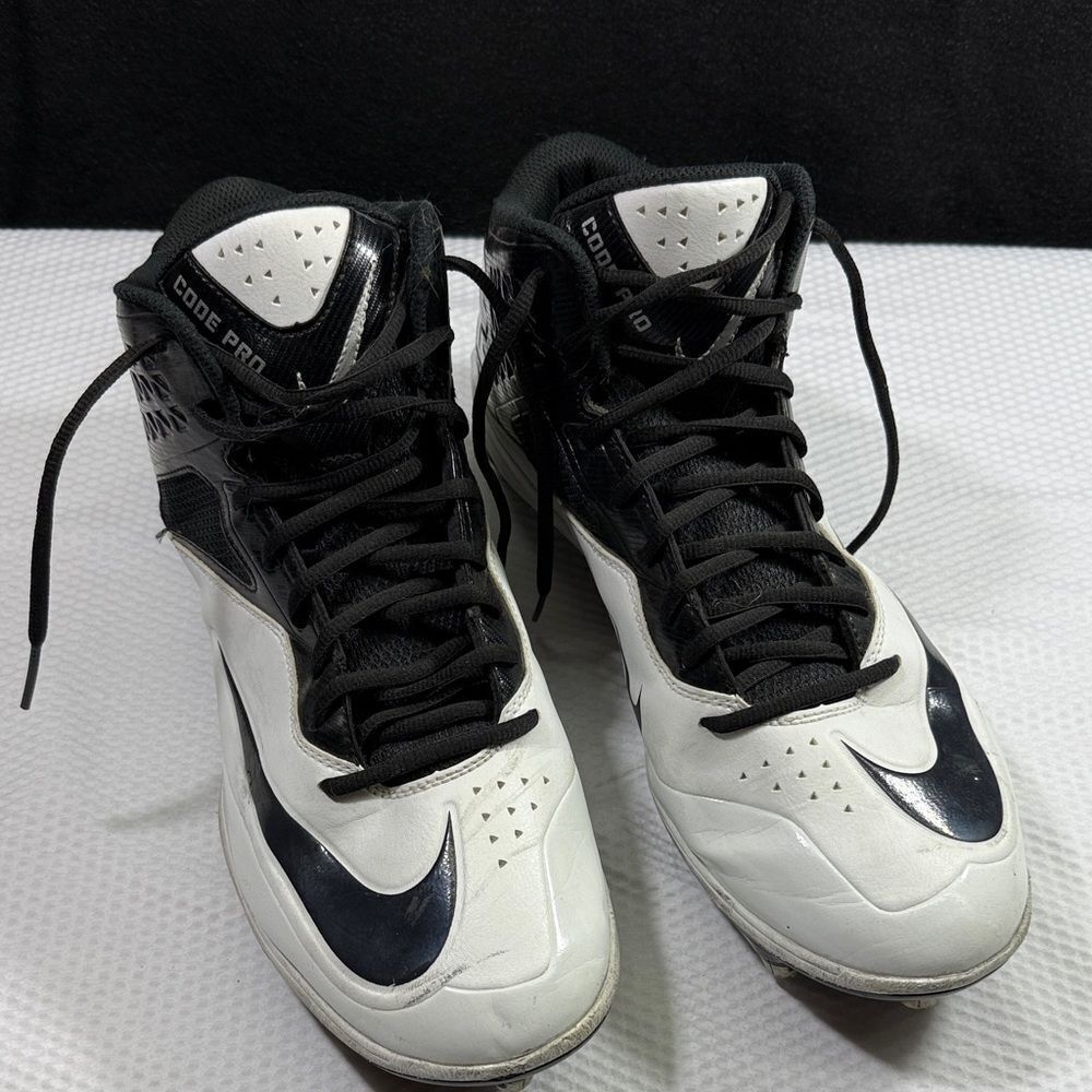 Nike Lunarlon Code Pro Black and White Football Cleats Size 15
